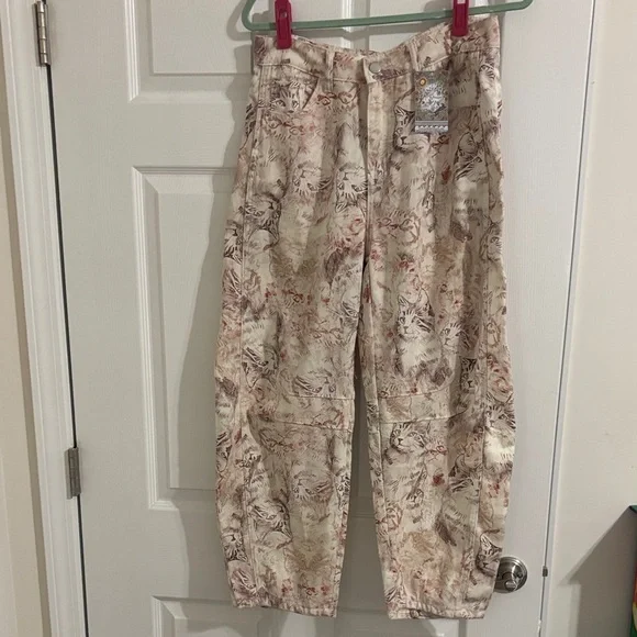 Cat patterned barrel pants - Picture 1 of 4